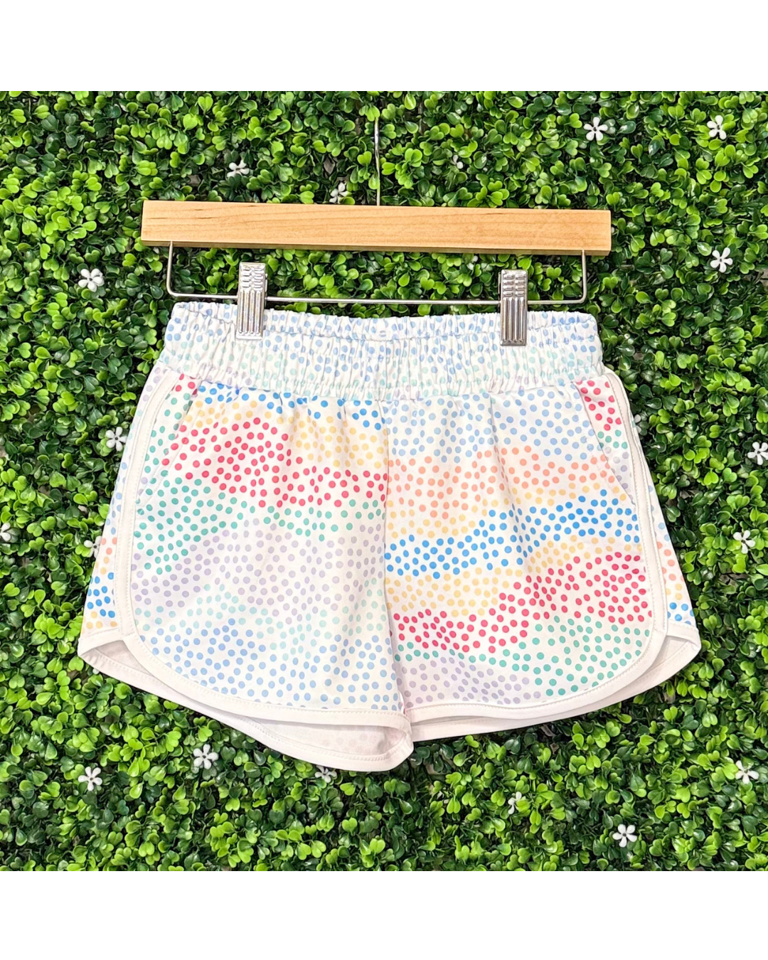 Honesty Stretchy Performance Shorts - Multi Dots