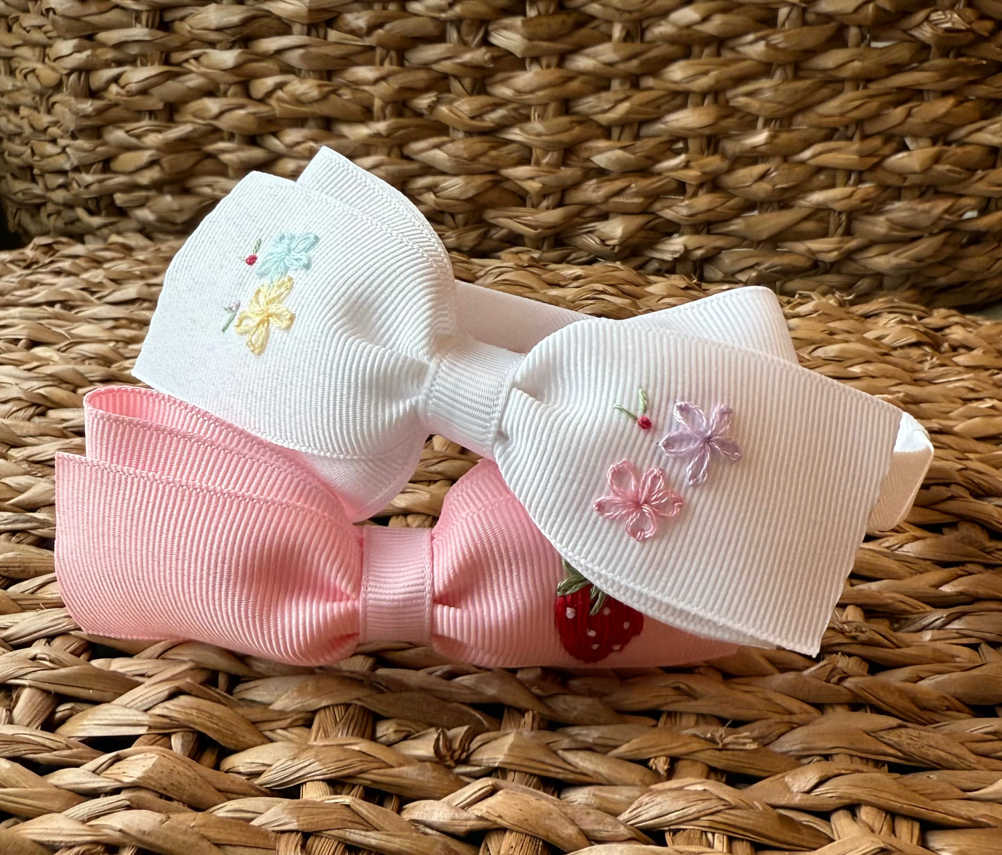 Bouquet of Flowers Hand-Embroidered White Grosgrain Headband